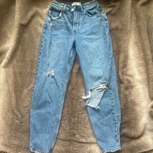 Abercrombie & Fitch 80’s Mom Jeans